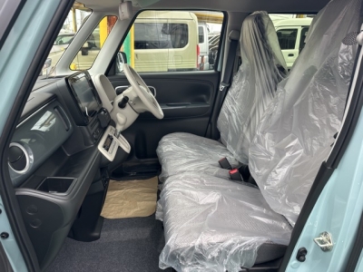 ワゴンＲスマイル(スズキ)届出済未使用車 前席内装