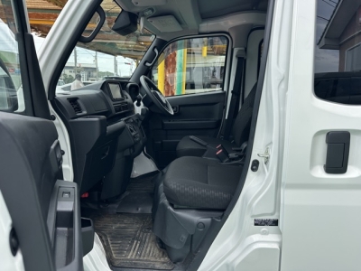 ハイゼットカーゴ(ダイハツ)中古車 前席内装