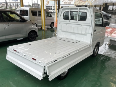 キャリートラック(スズキ)届出済未使用車 内外装写真他１