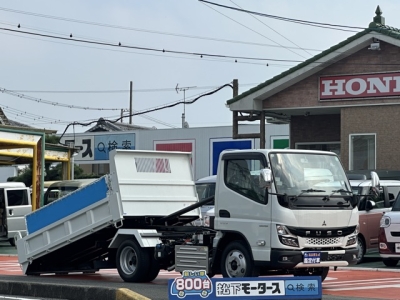 キャンター(三菱)登録済未使用車 全体