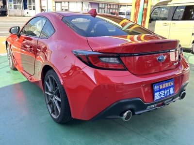 GR86の共同開発車(トヨタ)中古車 後方