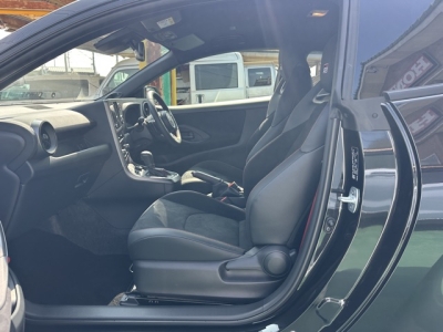 GRヤリス(トヨタ)中古車 前席内装