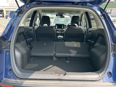 ノート(ニッサン)中古車 内外装写真他２
