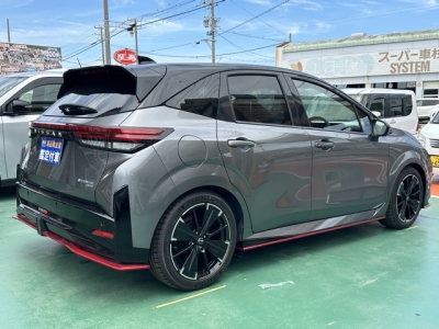 オーラ(ニッサン)登録済未使用車 内外装写真他２