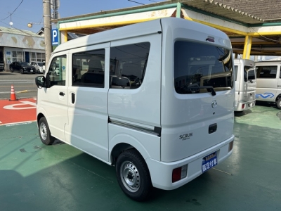エブリイバンのOEM(スズキ)届出済未使用車 後方