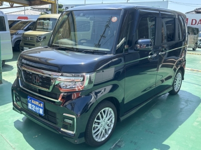 N-BOXカスタム(ホンダ)中古車 前方