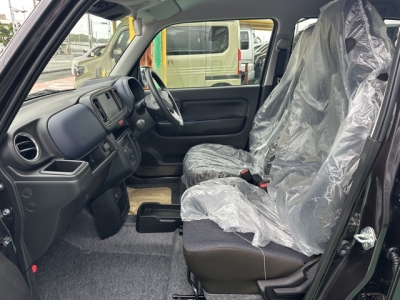 アルト(スズキ)届出済未使用車 前席内装