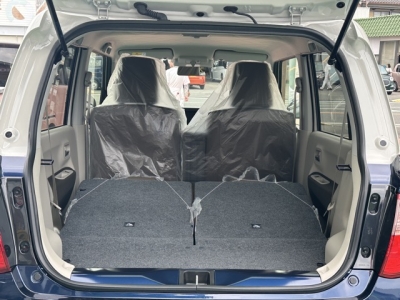 ラパンLC(スズキ)届出済未使用車 内外装写真他１
