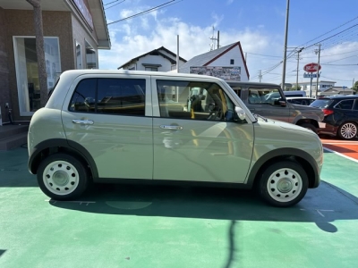 ラパンLC(スズキ)届出済未使用車 内外装写真他１