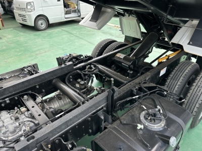 キャンター(三菱)中古車 内外装写真他