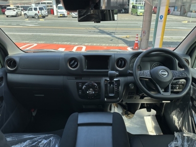 キャラバン(ニッサン)登録済未使用車 内外装写真他