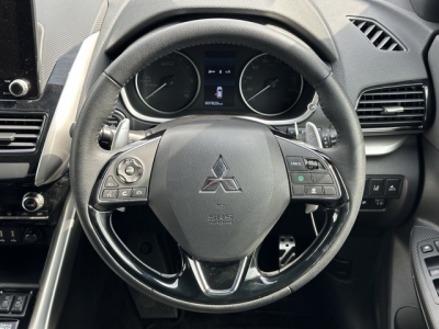 エクリプスクロスPHEV(三菱)中古車 内外装写真他