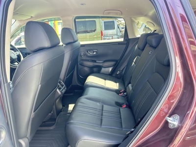 ZR-V(ホンダ)中古車 後席内装