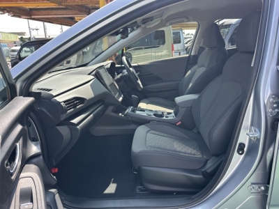 クロストレック(スバル)中古車 前席内装