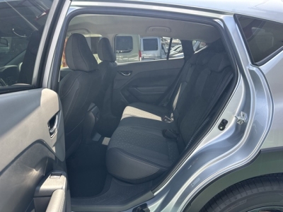 クロストレック(スバル)中古車 後席内装