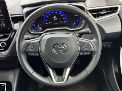 カローラスポーツ(トヨタ)中古車 内外装写真