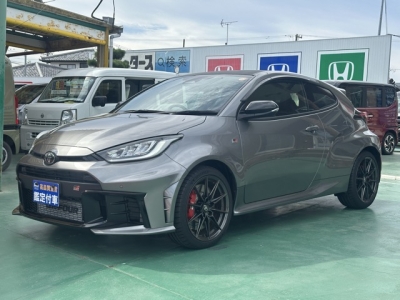 GRヤリス(トヨタ)中古車 前方