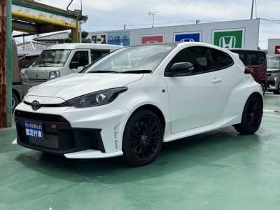 GRヤリス(トヨタ)中古車 前方