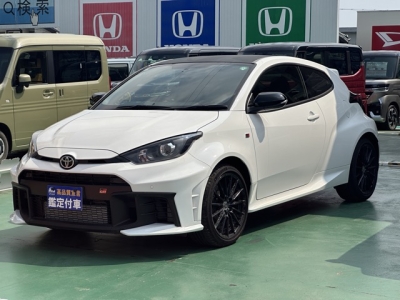 GRヤリス(トヨタ)中古車 前方