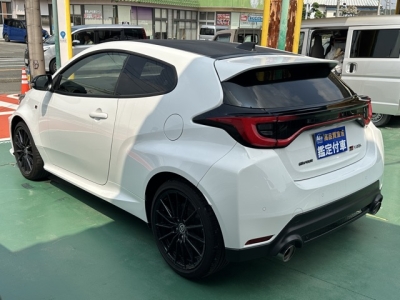 GRヤリス(トヨタ)中古車 後方