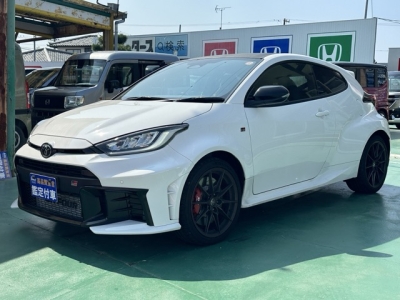 GRヤリス(トヨタ)中古車 前方