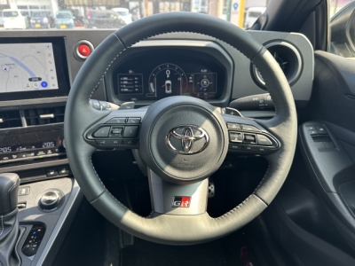 GRヤリス(トヨタ)中古車 内外装写真