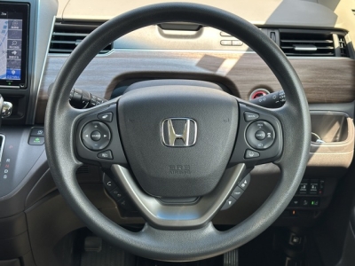 フリード(ホンダ)中古車 内外装写真他