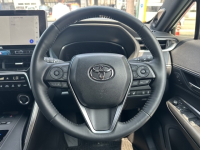 ハリアーハイブリッド(トヨタ)中古車 内外装写真