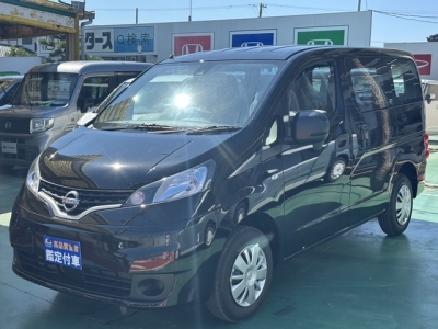 NV200バネットバン(ニッサン)登録済未使用車 前方