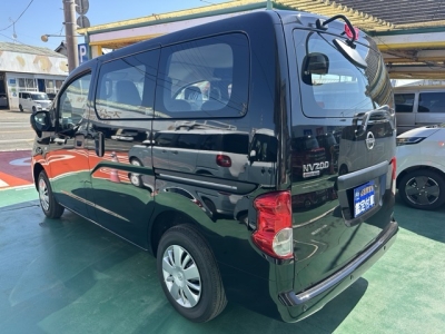 NV200バネットバン(ニッサン)登録済未使用車 後方