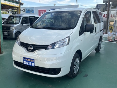 NV200バネットバン(ニッサン)登録済未使用車 前方