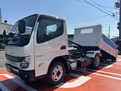 キャンター(三菱)登録済未使用車 前方