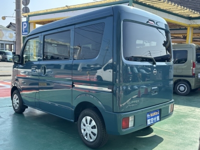 エブリイバンのOEM(スズキ)中古車 後方