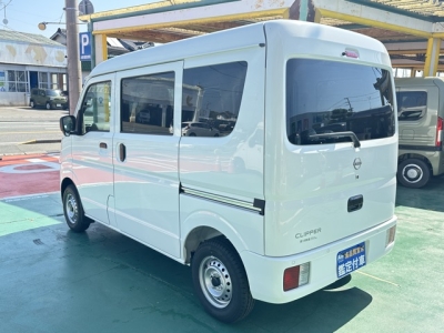 エブリイバンのＯＥＭ(スズキ)届出済未使用車 後方