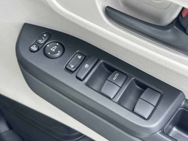 N-BOX(ホンダ)届出済未使用車 14