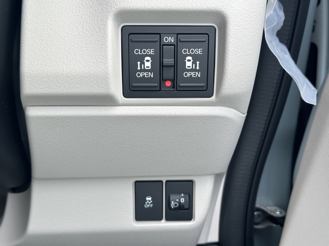 N-BOX(ホンダ)届出済未使用車 15