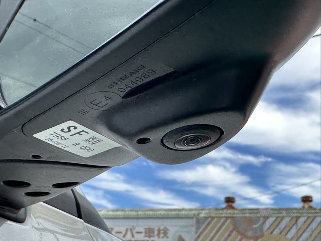 スイフト(スズキ)中古車 13