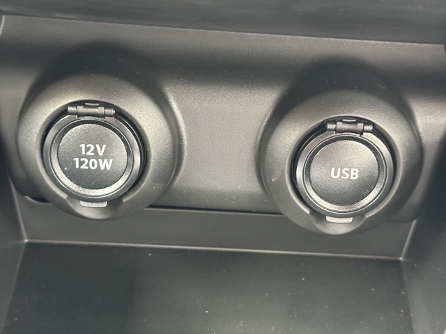 スイフト(スズキ)中古車 17