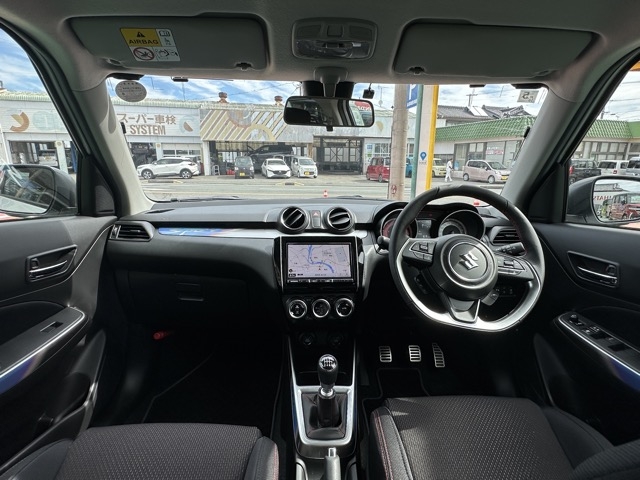 スイフト(スズキ)中古車 5