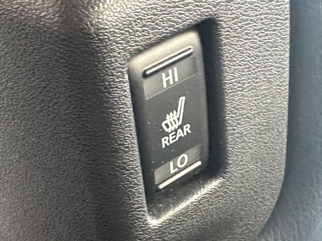 リーフ(ニッサン)中古車 8