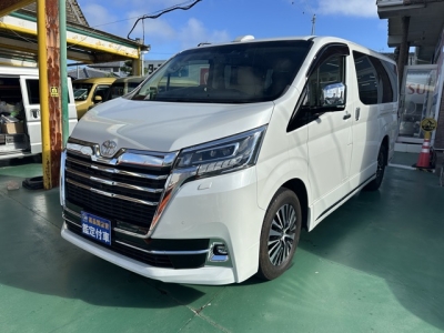 グランエース(トヨタ)中古車 前方