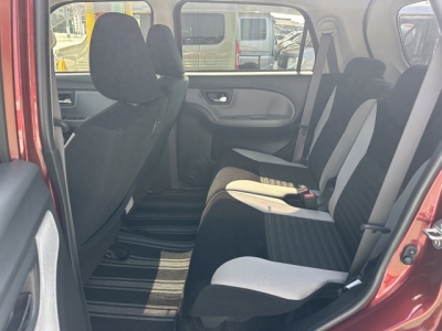 キャストのOEM(ダイハツ)中古車 後席内装