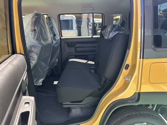 ハスラー(ダムド)新車見本展示無 4