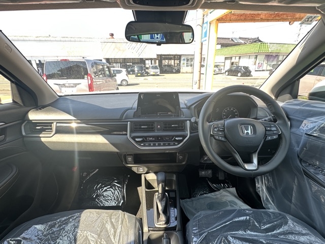 WR-V(ダムド)新車見本展示無 5