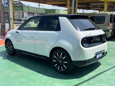 HONDA e(ホンダ)中古車 後方