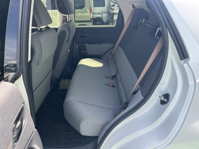 HONDA e(ホンダ)中古車 後席内装