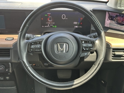 HONDA e(ホンダ)中古車 内外装写真