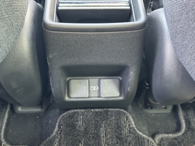 HONDA e(ホンダ)中古車 内外装写真他