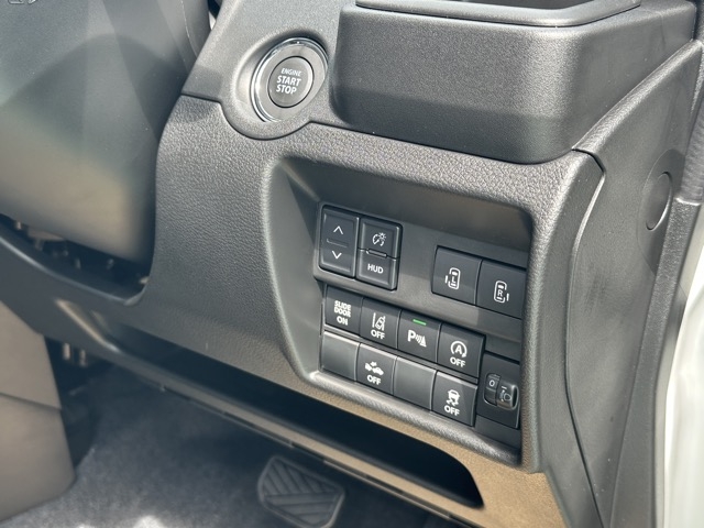 ソリオ(スズキ)登録済未使用車 15