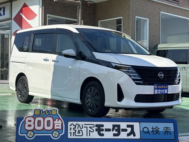 セレナ(ニッサン)中古車 0